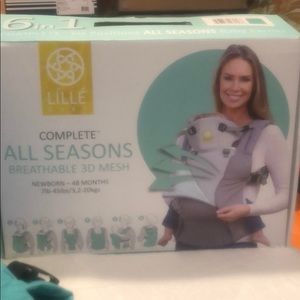 LilleBaby Baby Carrier- Complete All Seasons NIB